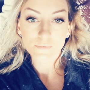 Meet your Posher, Mandy